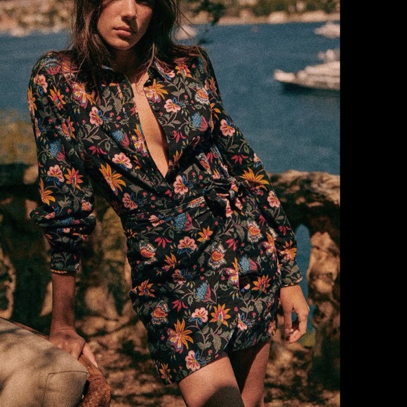 Sezane Dresses & Skirts - COPY - Sezane print dress NWT
